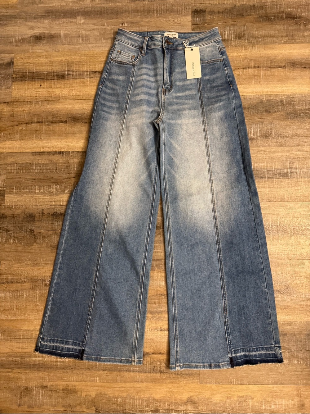 NWT Annie Wear High Rise Wide Leg Jeans XL 32x30 Stretch Denim